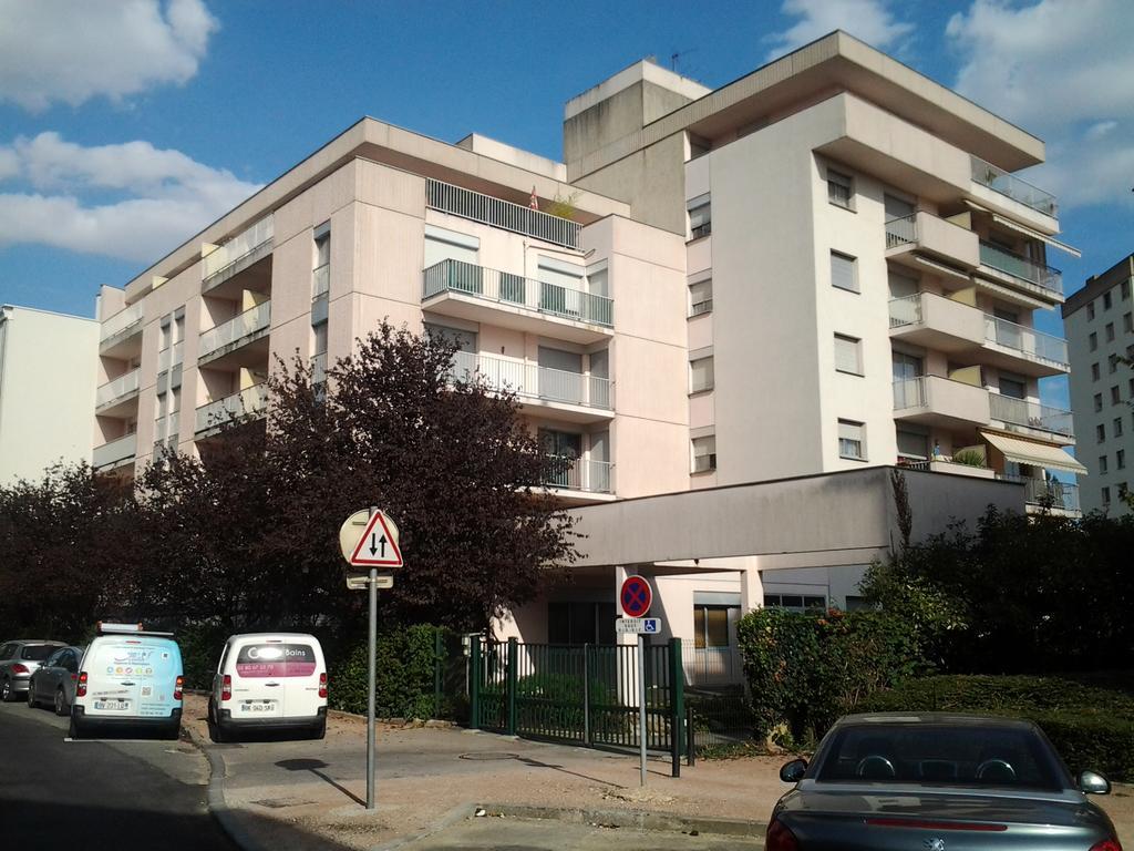 Apartamento Les Burgondes Dijon Exterior foto